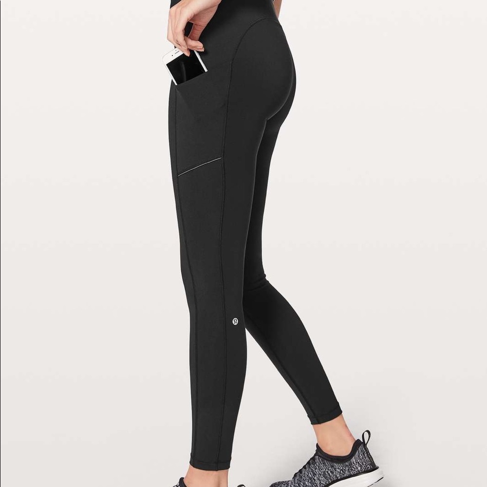 Lulu lemon speed up tight black